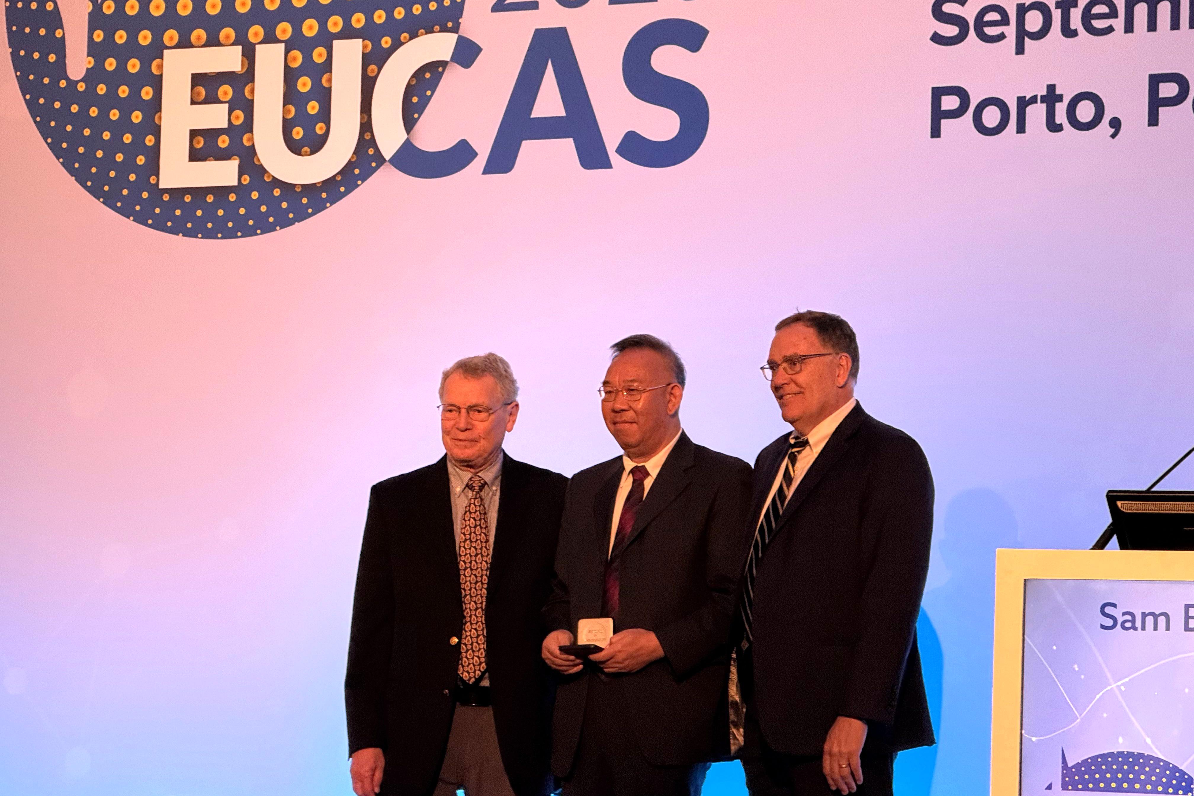 【中国科学报】中国科学家首获IEEE大规模超导应用持续重大贡献奖